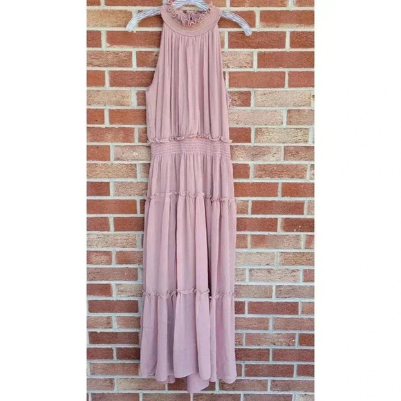 Taylor Dress Women's Size 12 Mauve Tired Maxi Formal Dress Mock Halter - Picture 1 of 9